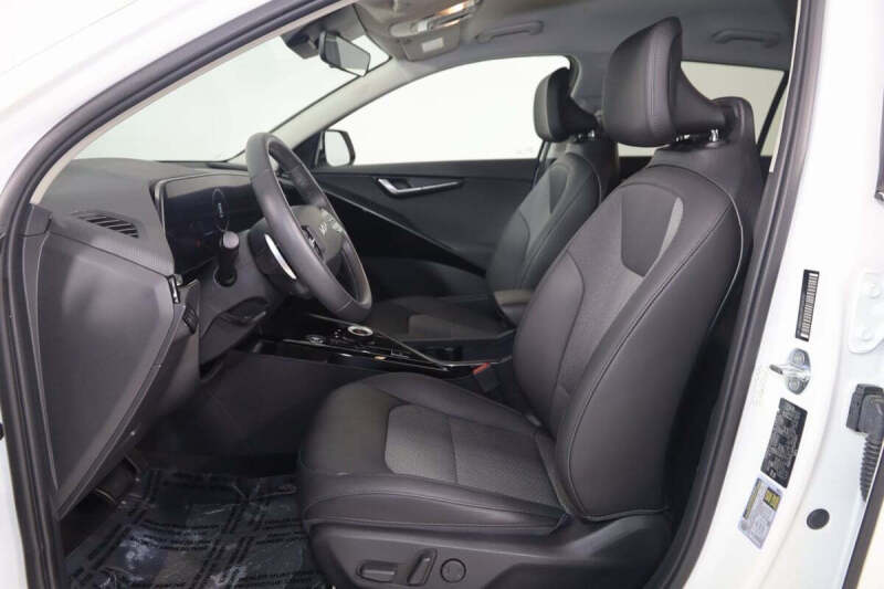 2023 Kia Niro EV Wind