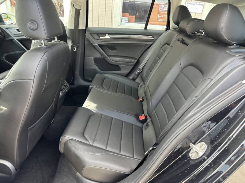 2018 Volkswagen Golf SportWagen TSI SEL