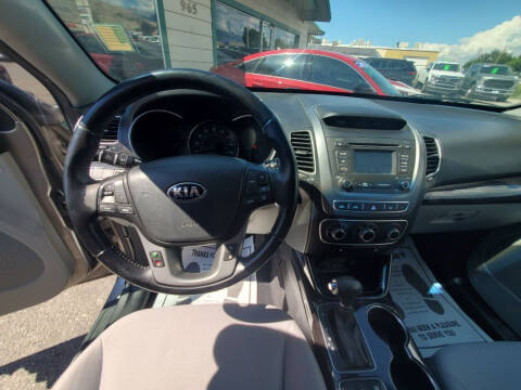 2015 Kia Sorento LX