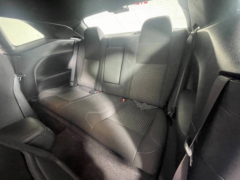 2018 Dodge Challenger SXT