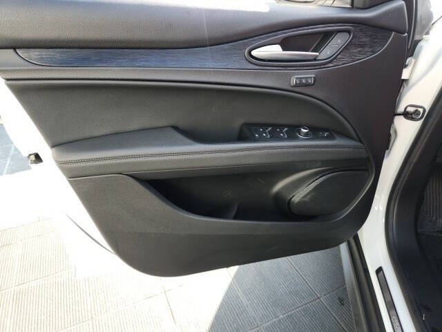 2024 Alfa Romeo Stelvio Sprint