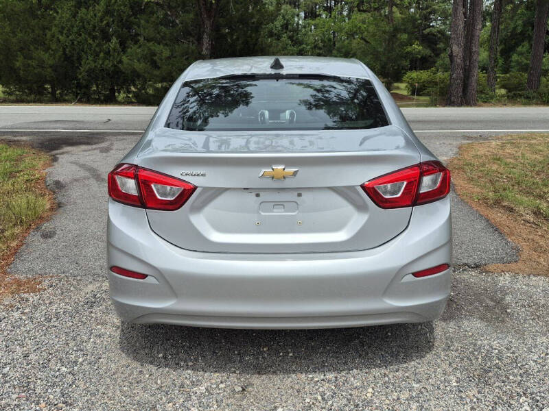 2017 Chevrolet Cruze LS Auto