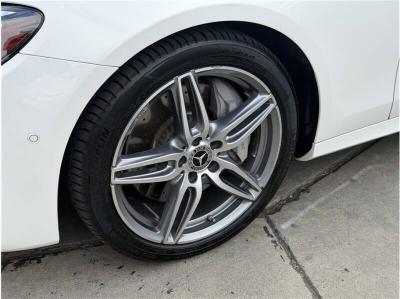 2019 Mercedes-Benz E-Class E 300