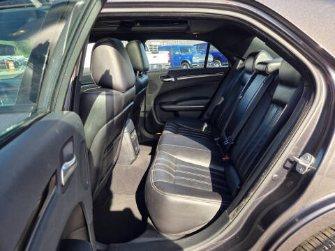 2023 Chrysler 300 S V6