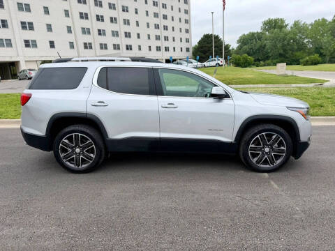 2017 GMC Acadia SLT-1