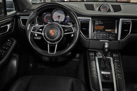 2015 Porsche Macan S