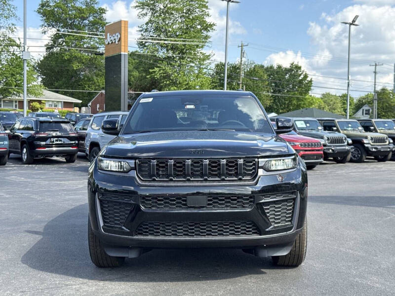 2026 Jeep Grand Cherokee Altitude