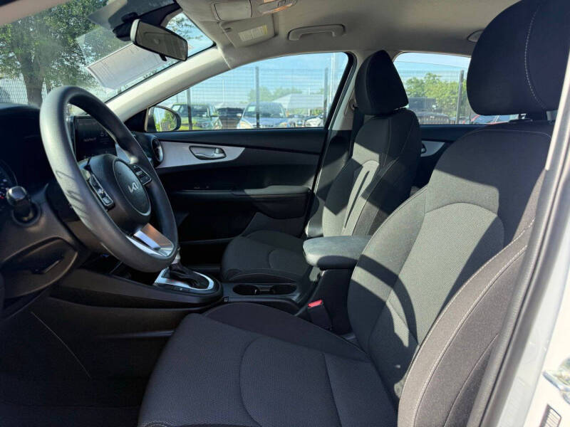 2024 Kia Forte LX