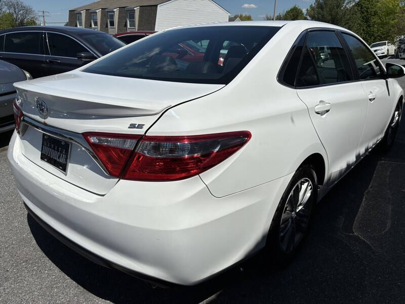 2015 Toyota Camry SE