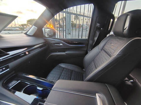 2024 Cadillac Escalade-V
