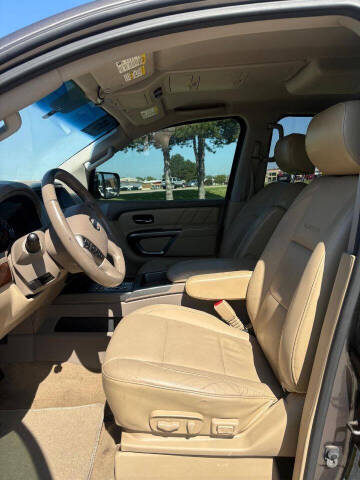 2015 Nissan Armada Platinum