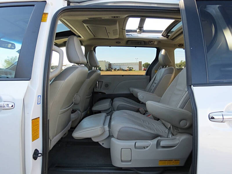 2013 Toyota Sienna Limited 7-Passenger