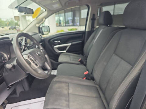 2018 Nissan Titan SV