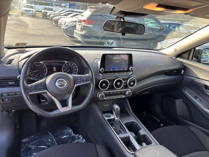 2022 Nissan Sentra SV