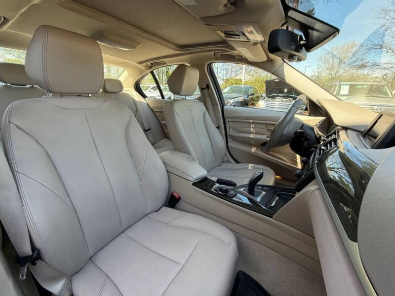 2013 BMW 3 Series 328i