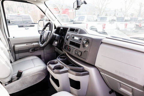 2024 Ford E-Series