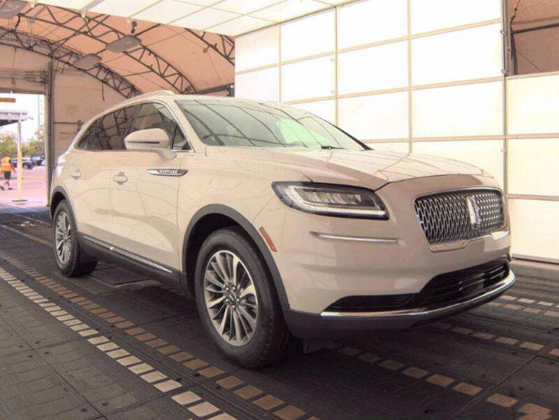 2023 Lincoln Nautilus Standard