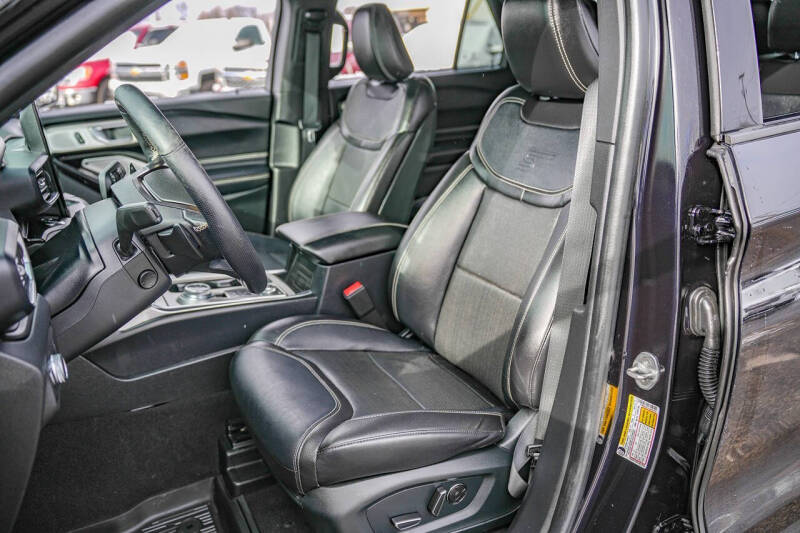 2020 Ford Explorer ST