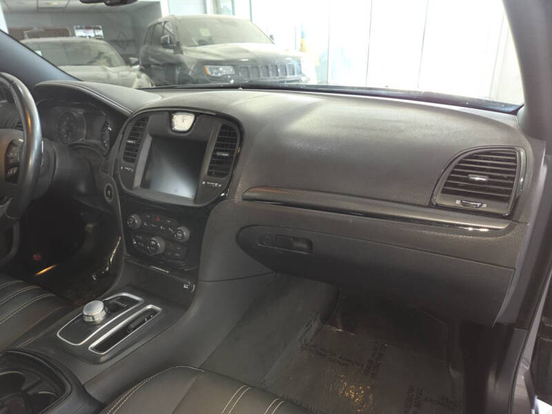 2015 Chrysler 300 S