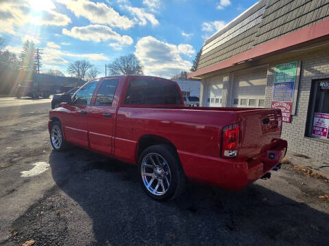 2005 Dodge Ram 1500 SRT-10