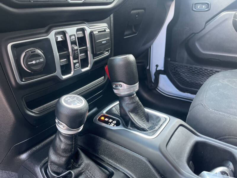 2023 Jeep Gladiator Willys