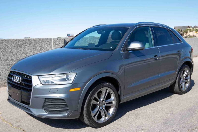 2016 Audi Q3 2.0T FWD tiptronic Premium Plus's photo