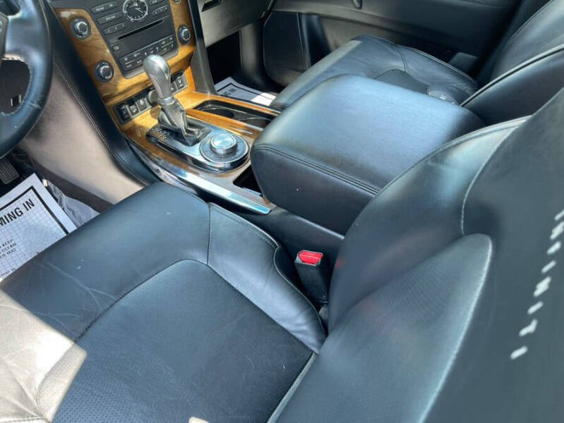 2012 Infiniti QX56