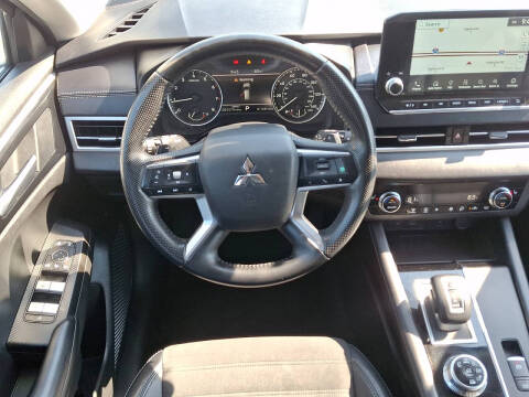 2024 Mitsubishi Outlander