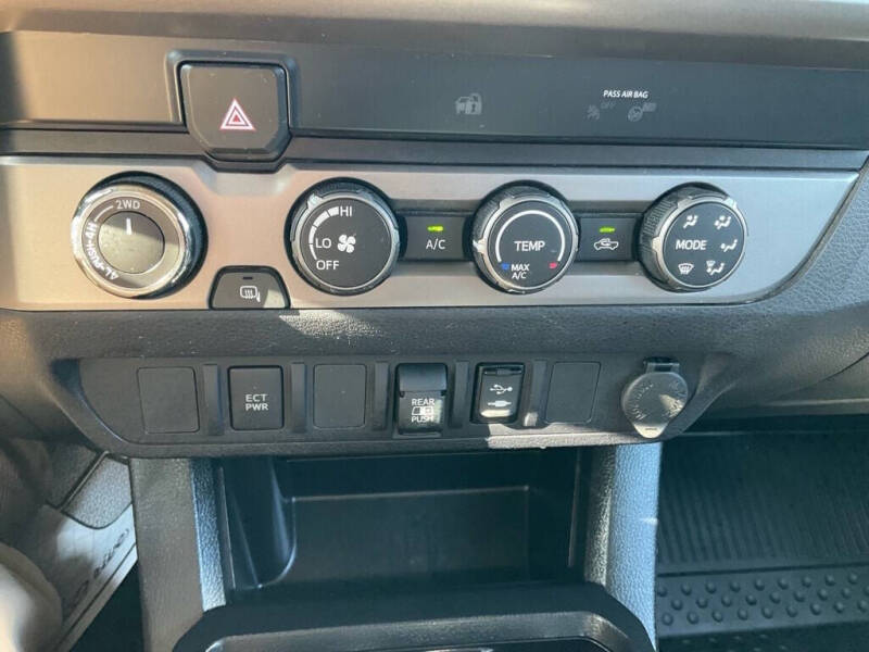 2019 Toyota Tacoma SR5 V6