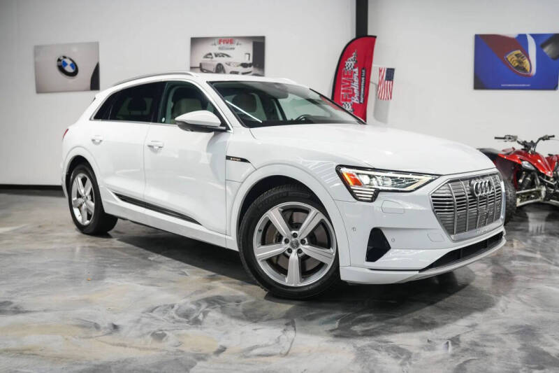 2019 Audi e-tron quattro Premium Plus