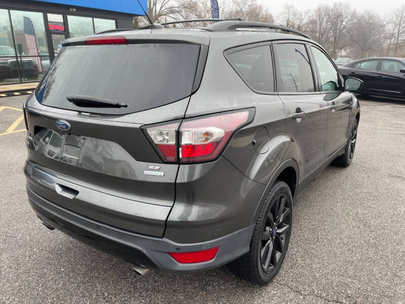2017 Ford Escape SE