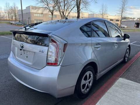 2013 Toyota Prius Two