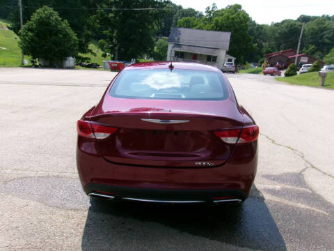 2015 Chrysler 200 C