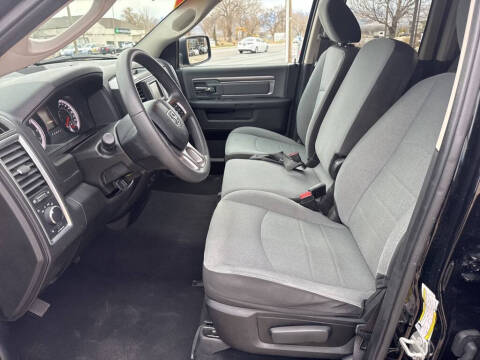 2024 RAM 1500 Classic SLT