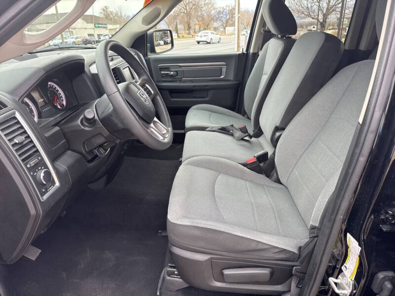 2024 RAM 1500 Classic SLT