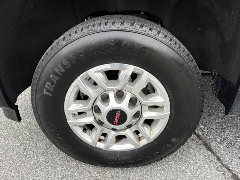 2025 GMC Sierra 2500HD Pro