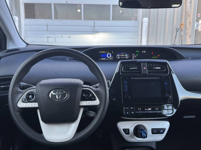 2017 Toyota Prius Two