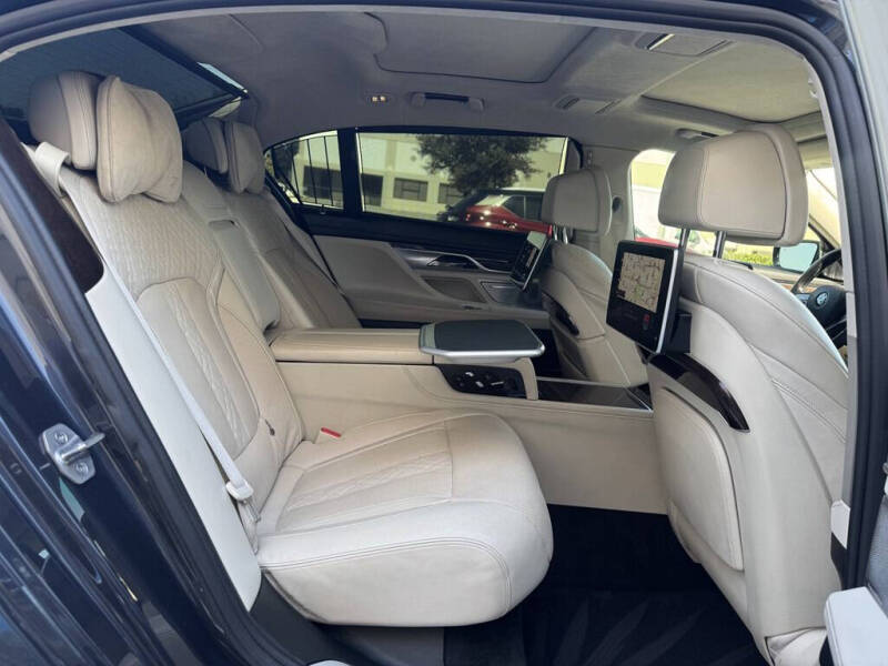 2016 BMW 7 Series 750i xDrive