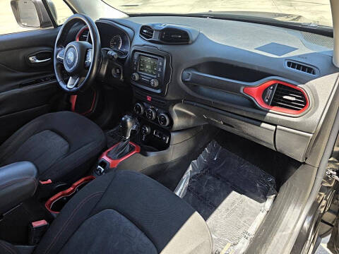 2015 Jeep Renegade Trailhawk