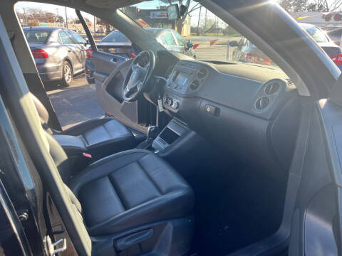 2012 Volkswagen Tiguan SE 4Motion