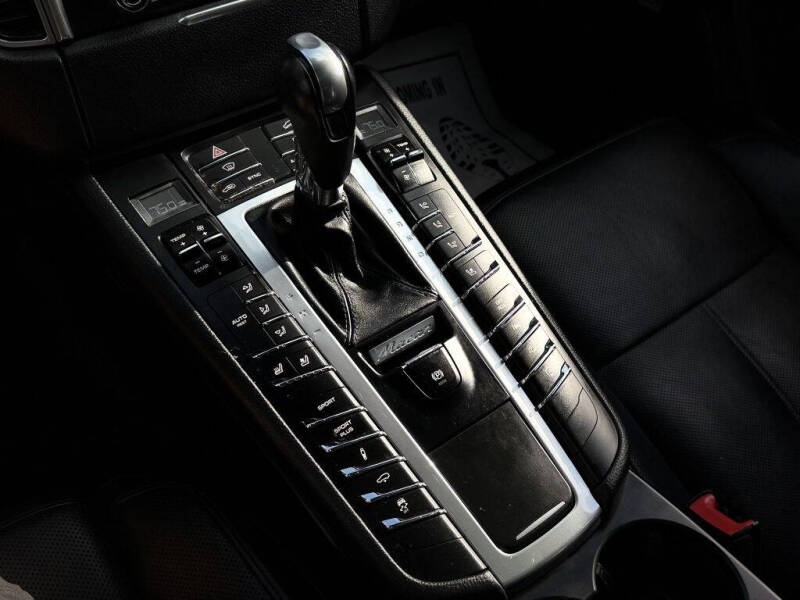 2018 Porsche Macan GTS