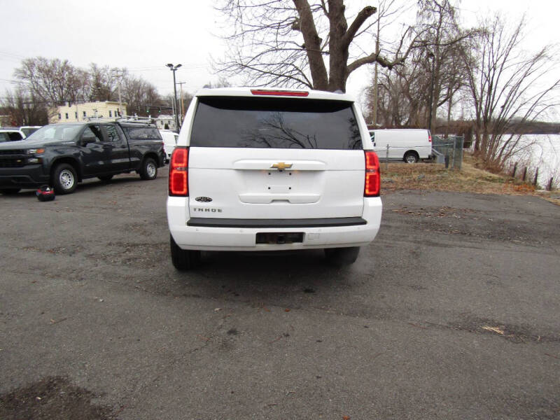 2019 Chevrolet Tahoe LS photo 7