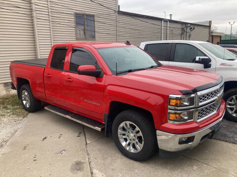 2015 Chevrolet Silverado 1500 for sale at RT Auto Center in Quincy IL