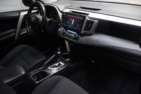 2018 Toyota RAV4 Hybrid XLE