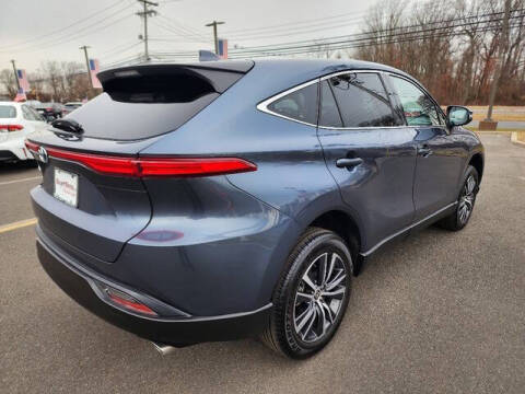 2024 Toyota Venza LE