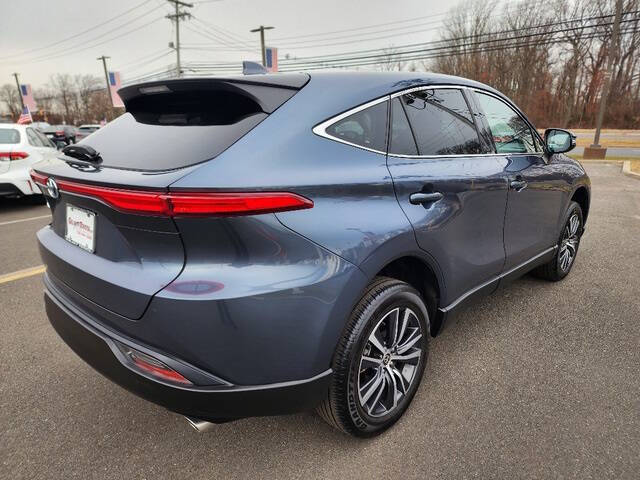 2024 Toyota Venza LE