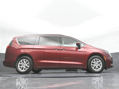 2020 Chrysler Voyager LXi
