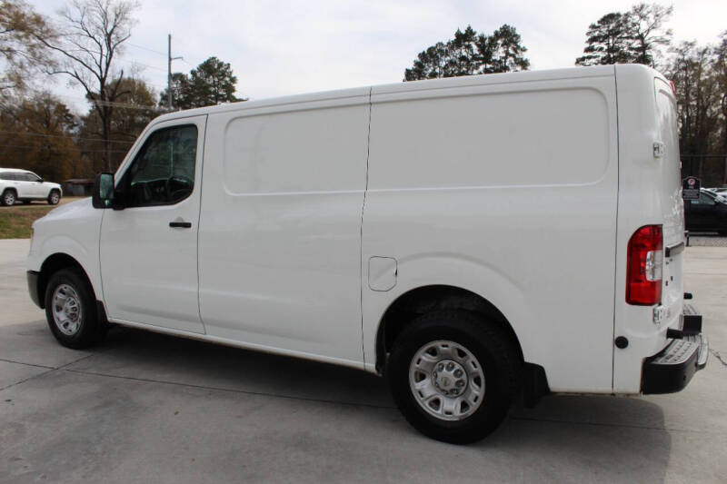 2021 Nissan NV 2500 HD SV