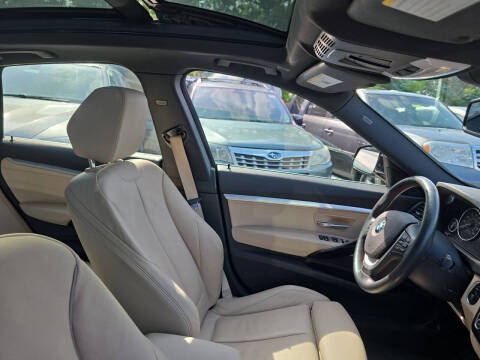 2017 BMW 3 Series 330i xDrive Gran Turismo