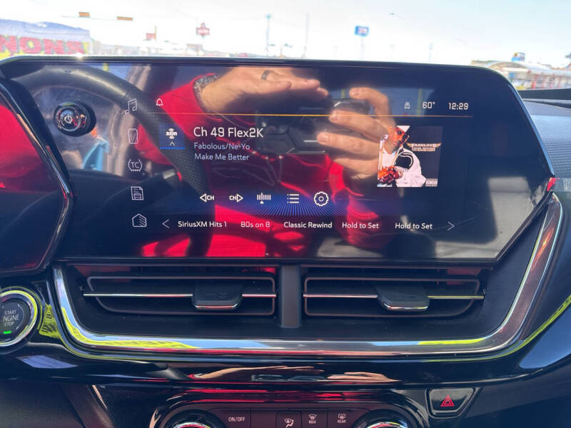 2025 Chevrolet Trax RS